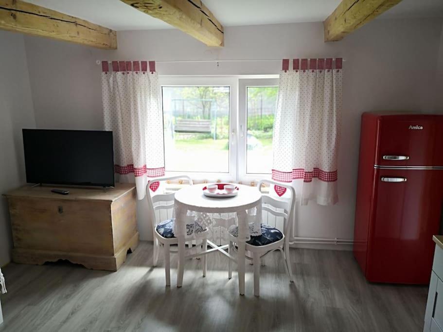 Jankowice  Red Bed 빌라 외부 사진